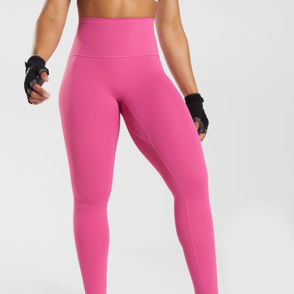 Gymshark Legacy Leggings - Picture 2 of 5